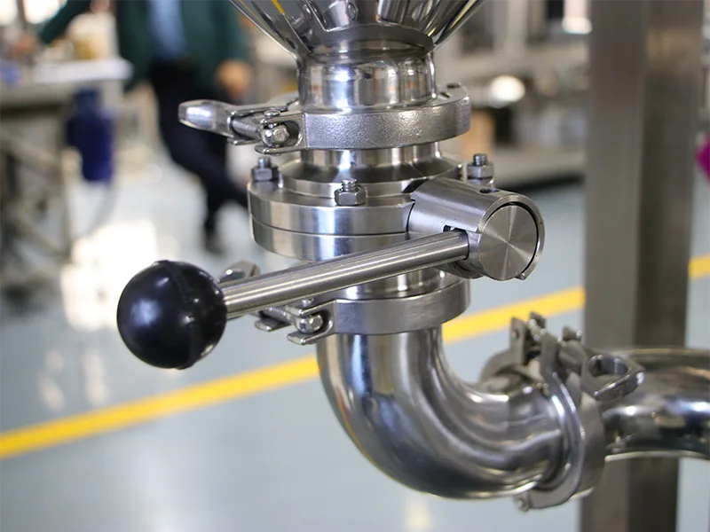 Stand-up Pouch Filling Machine